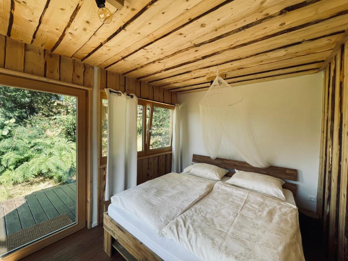 Boutique Glamping Divja Divine Villa Zgornja Korena Buitenkant foto