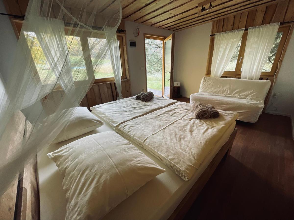 Boutique Glamping Divja Divine Villa Zgornja Korena Buitenkant foto