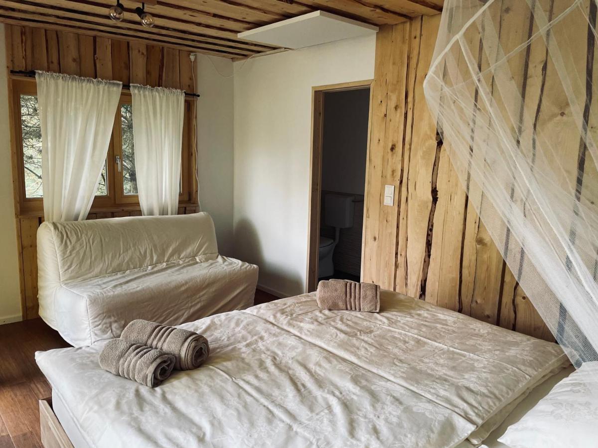 Boutique Glamping Divja Divine Villa Zgornja Korena Buitenkant foto