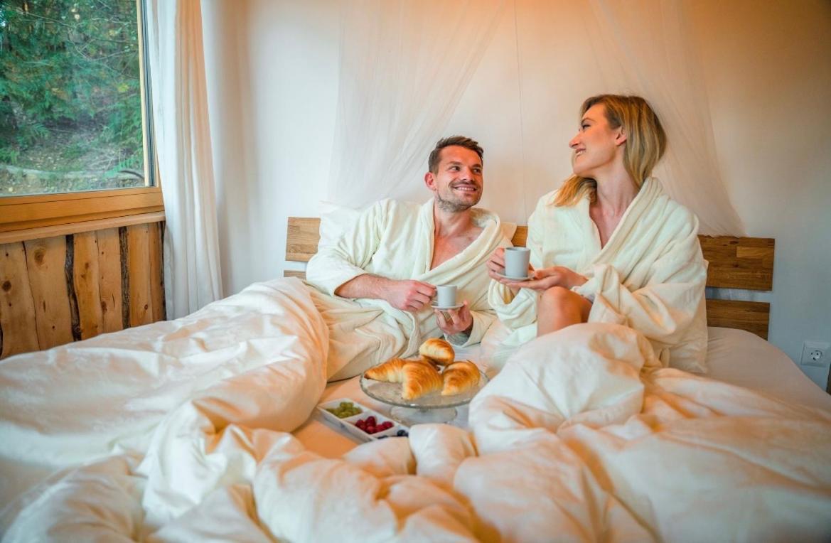 Boutique Glamping Divja Divine Villa Zgornja Korena Buitenkant foto